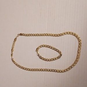 2/$50 Thick Gold Coloured Metallic Chain & Bracelet Set